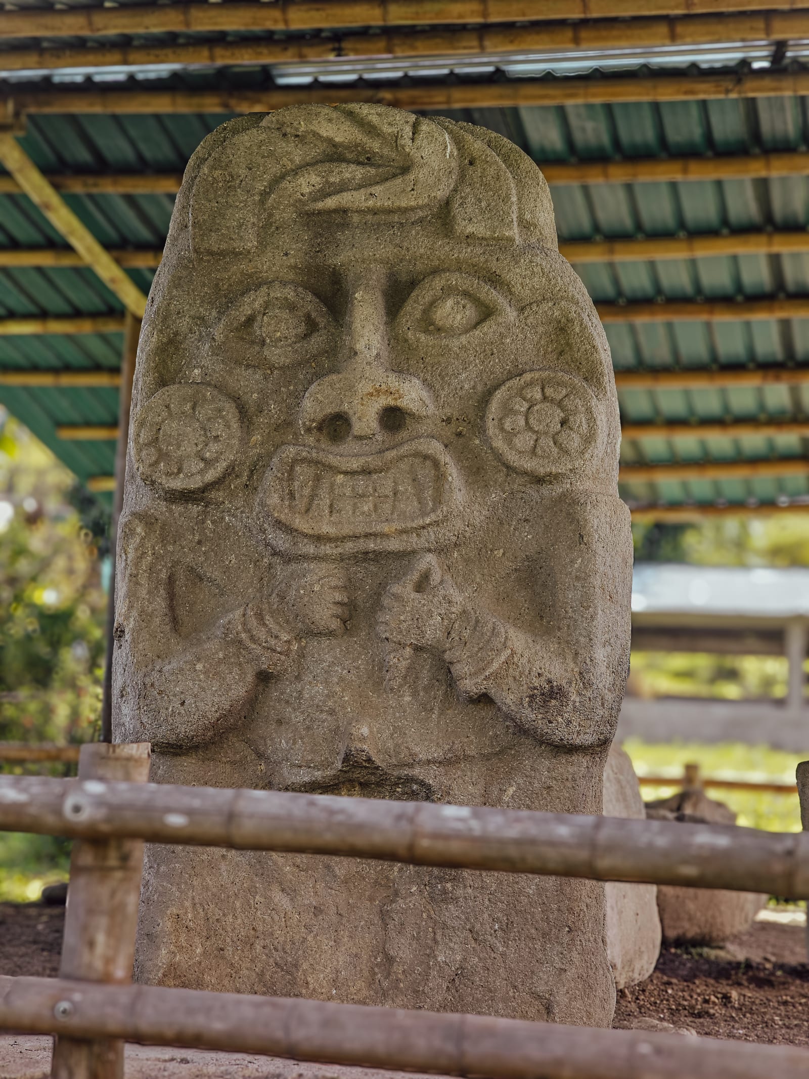 Escultura guardiana — Sector Cobertizo